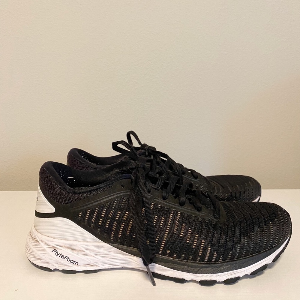 ASICS Women’s Dynaflyte